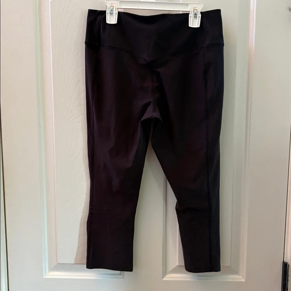 Nike Dri-FIT Black Leggings. Women’s Medium. Used.
